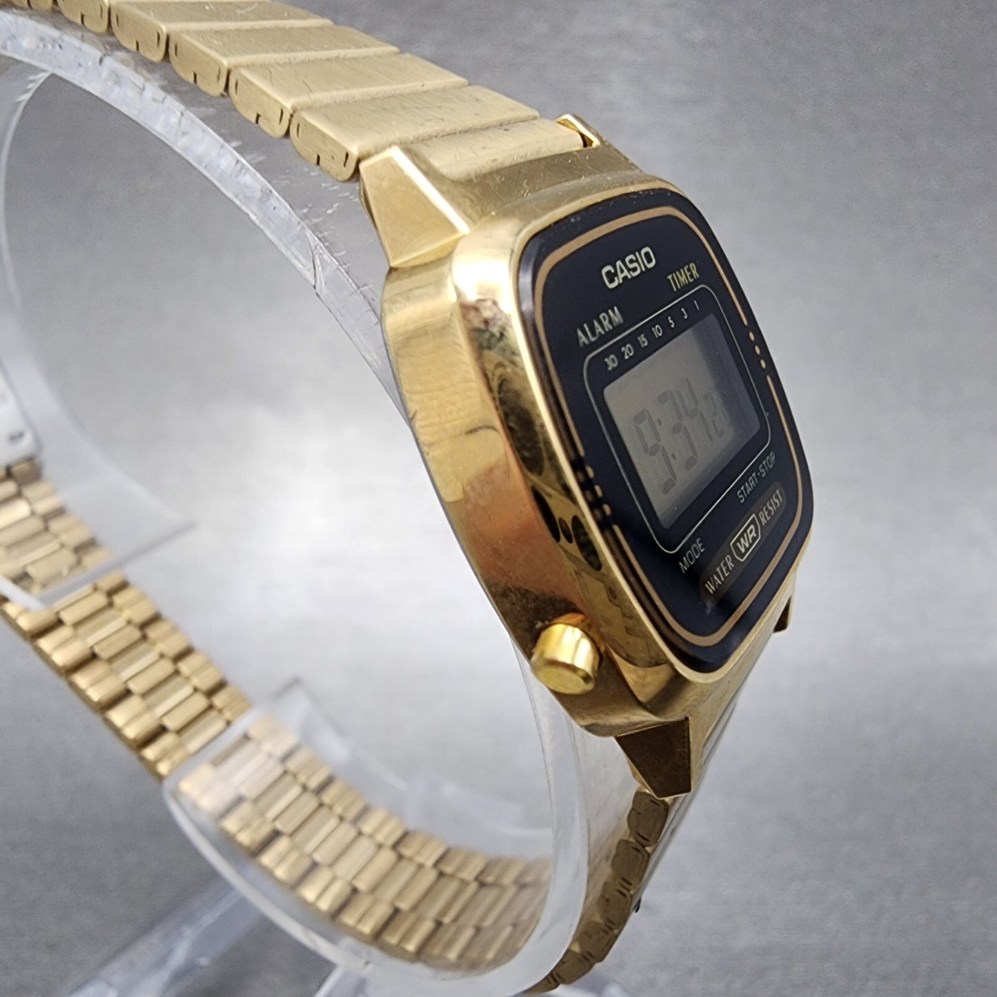 Casio LA670W Watch Women 24mm Digital Gold Tone Rectangle Alarm Chrono New Batt3