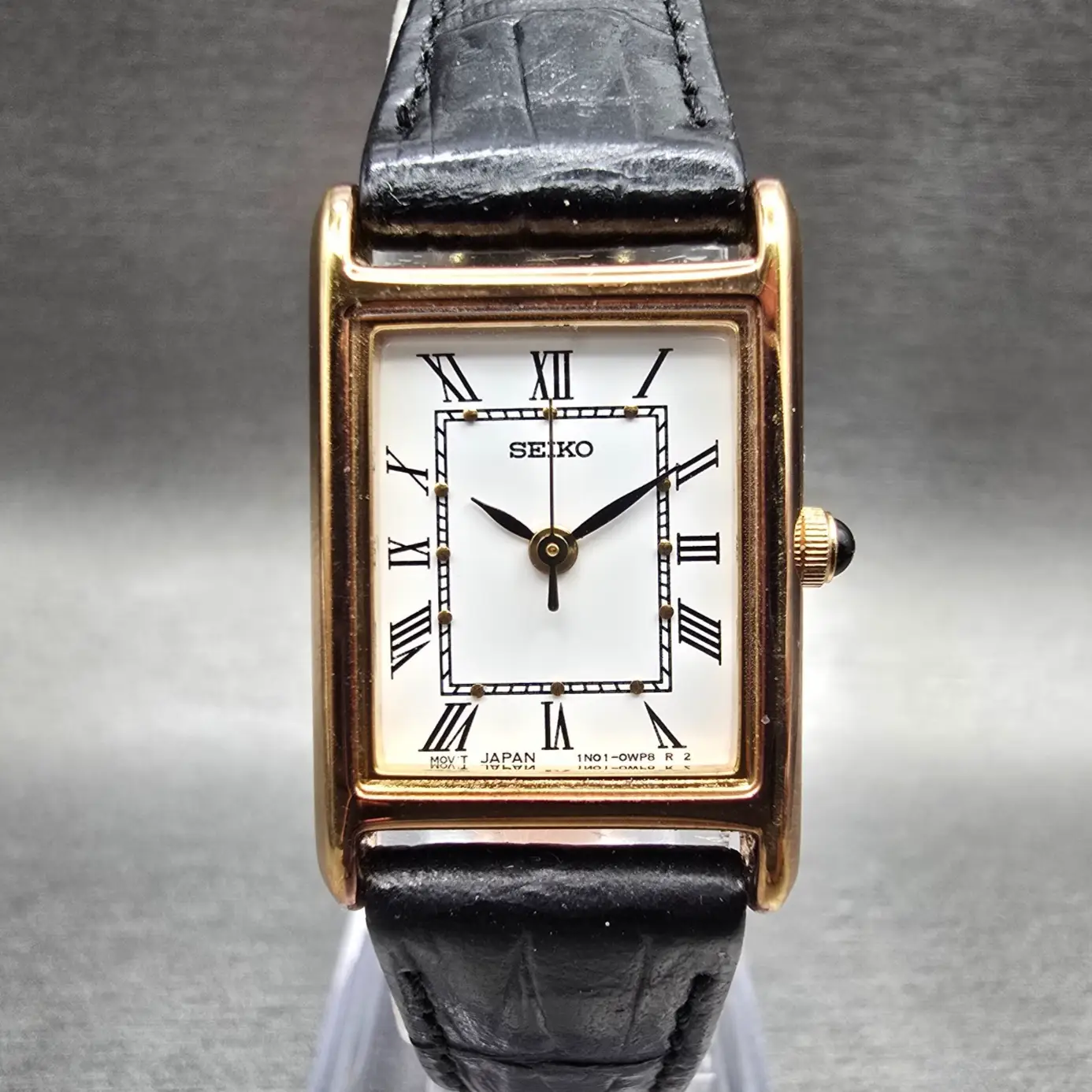 Seiko Tank Watch Women 18mm White Dial Gold Tone Rectangle 1N01-0LK0 New Battery0