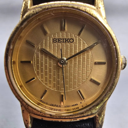 Seiko Watch Women 22mm Gold Dial Gold Tone Round V701-A110 New Battery Vintage1