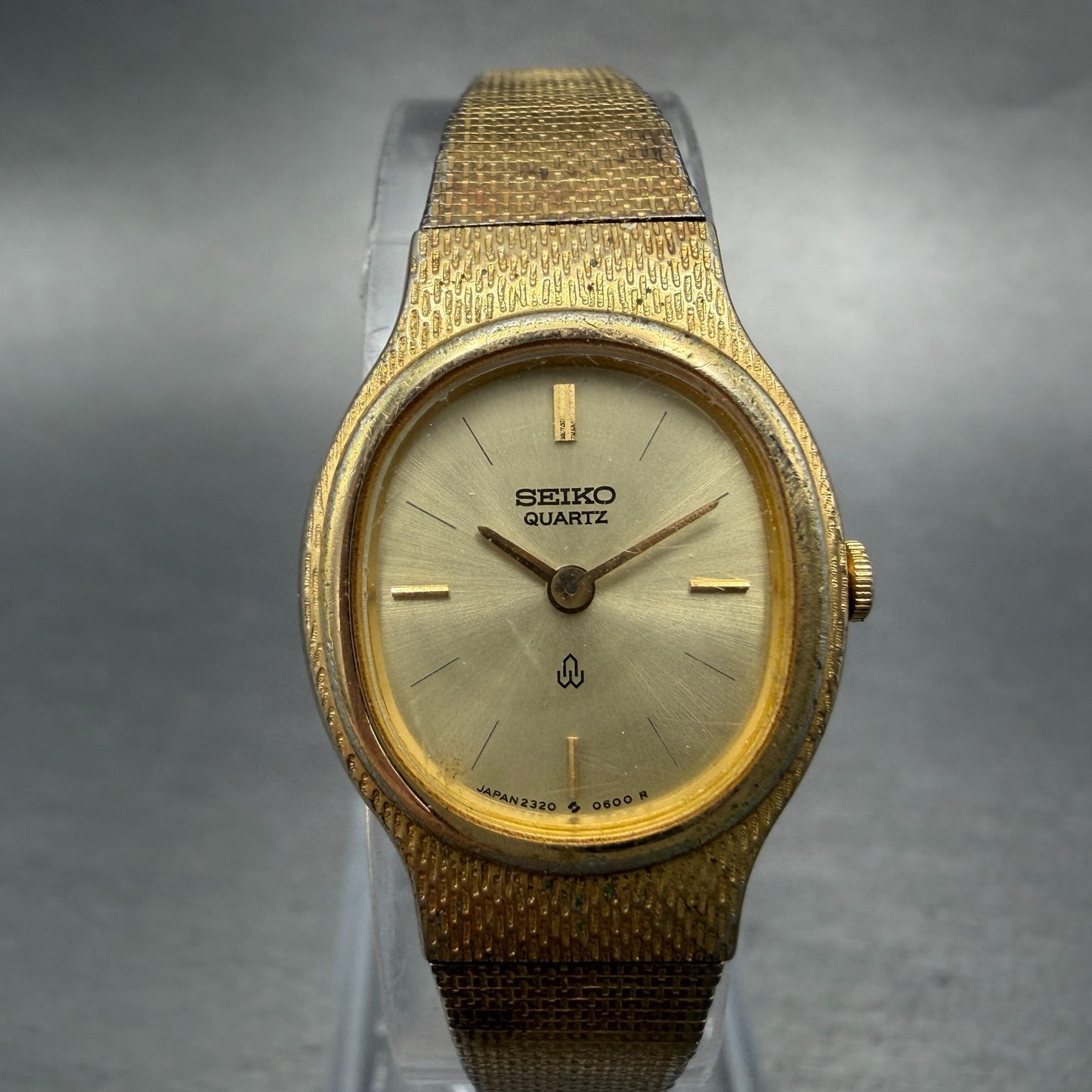 Seiko Watch Women 20mm Champagne Dial Gold Tone Oval 2320-5350 New Battery VTG0