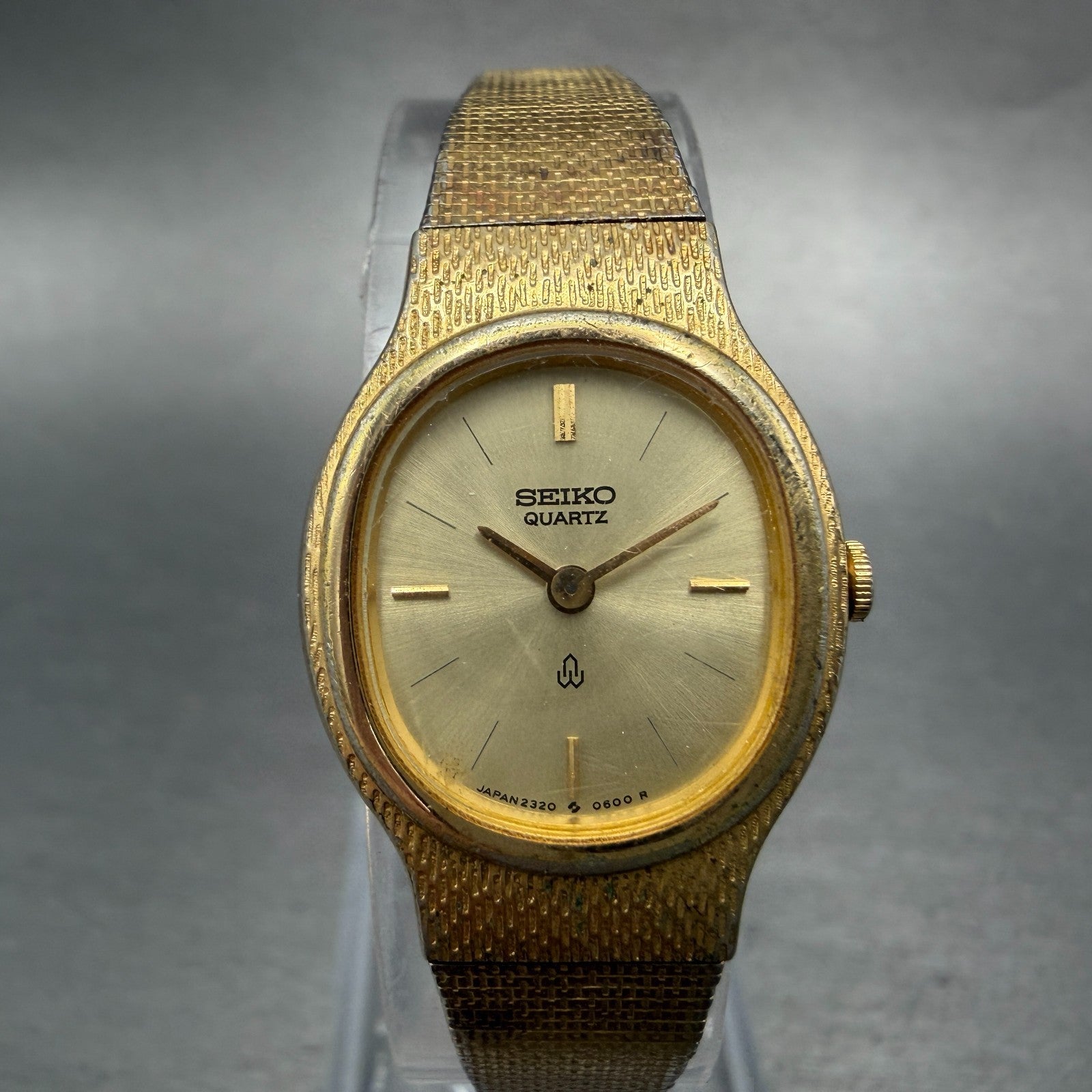 Seiko Watch Women 20mm Champagne Dial Gold Tone Oval 2320-5350 New Battery VTG0
