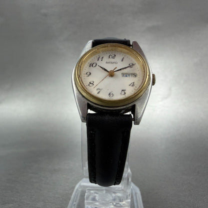 Seiko Watch Women 23mm White Dial Two Tone Daydate 7n83-0011 New Battery Vinatge5