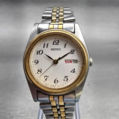 Seiko Watch Women 24mm White Dial Two Tone Daydate Round 7N83-0011 New Battery0