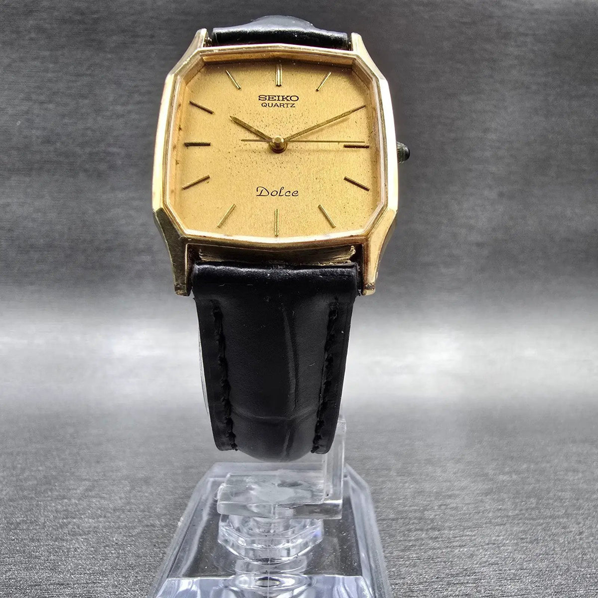 Seiko Dolce Watch Men 27mm Gold Dial Gold Tone Rectangle 5931-5030 New Battery5