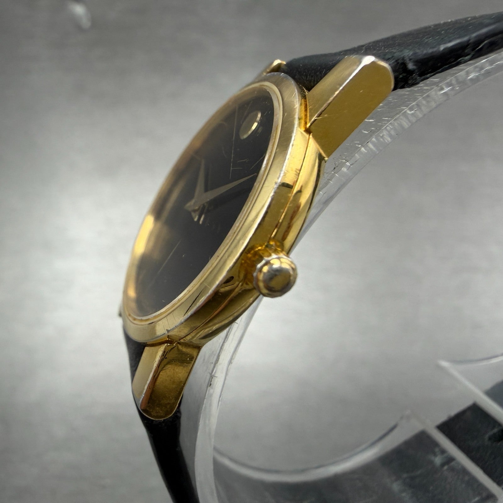 Movado Muesum Watch Women 25mm Black Dial Gold Tone Round 87 A1 845 New Battery12