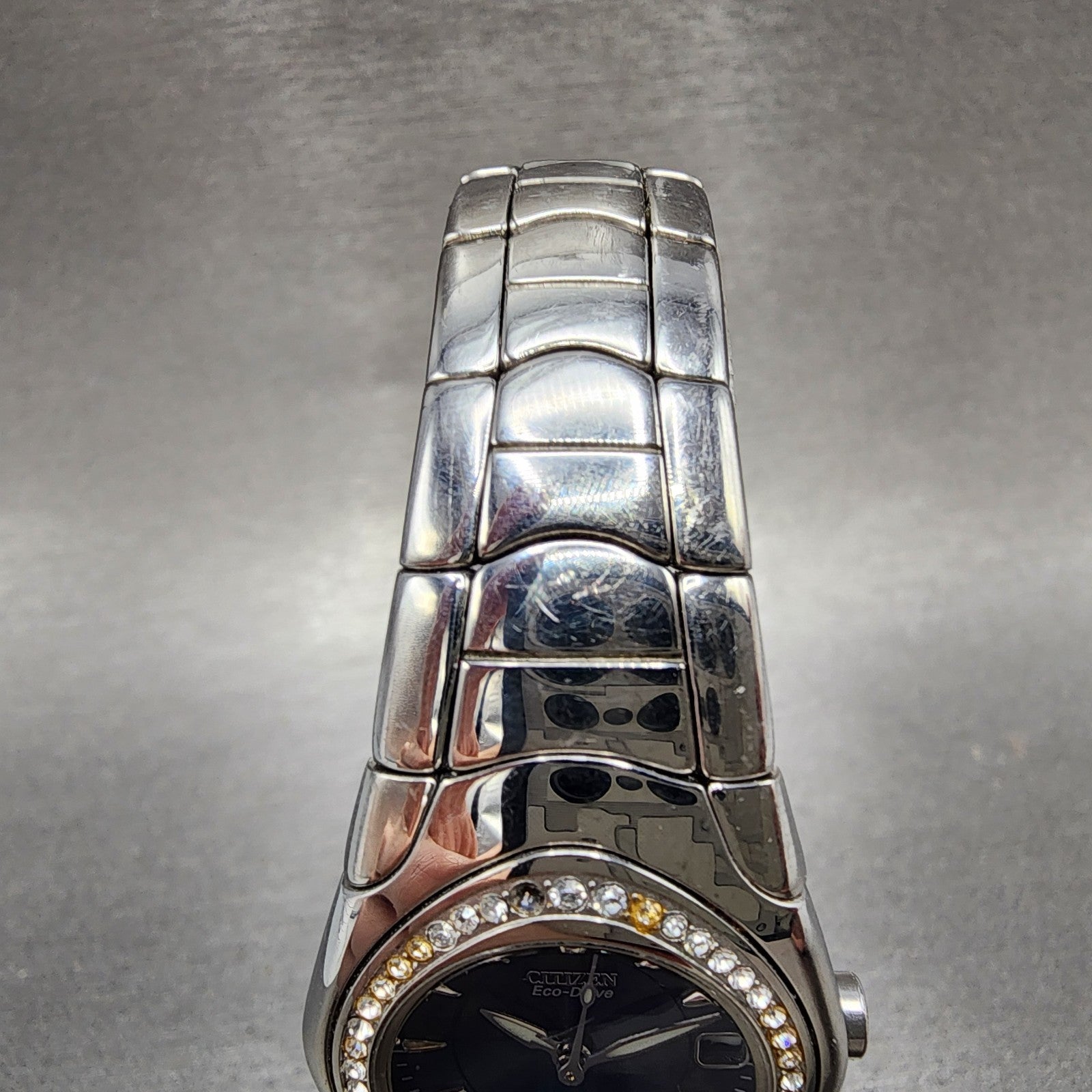 Citizen EcoDrive Watch Women 26mm Blue Dial Silver Tone Date Crystal Bezel Runs4