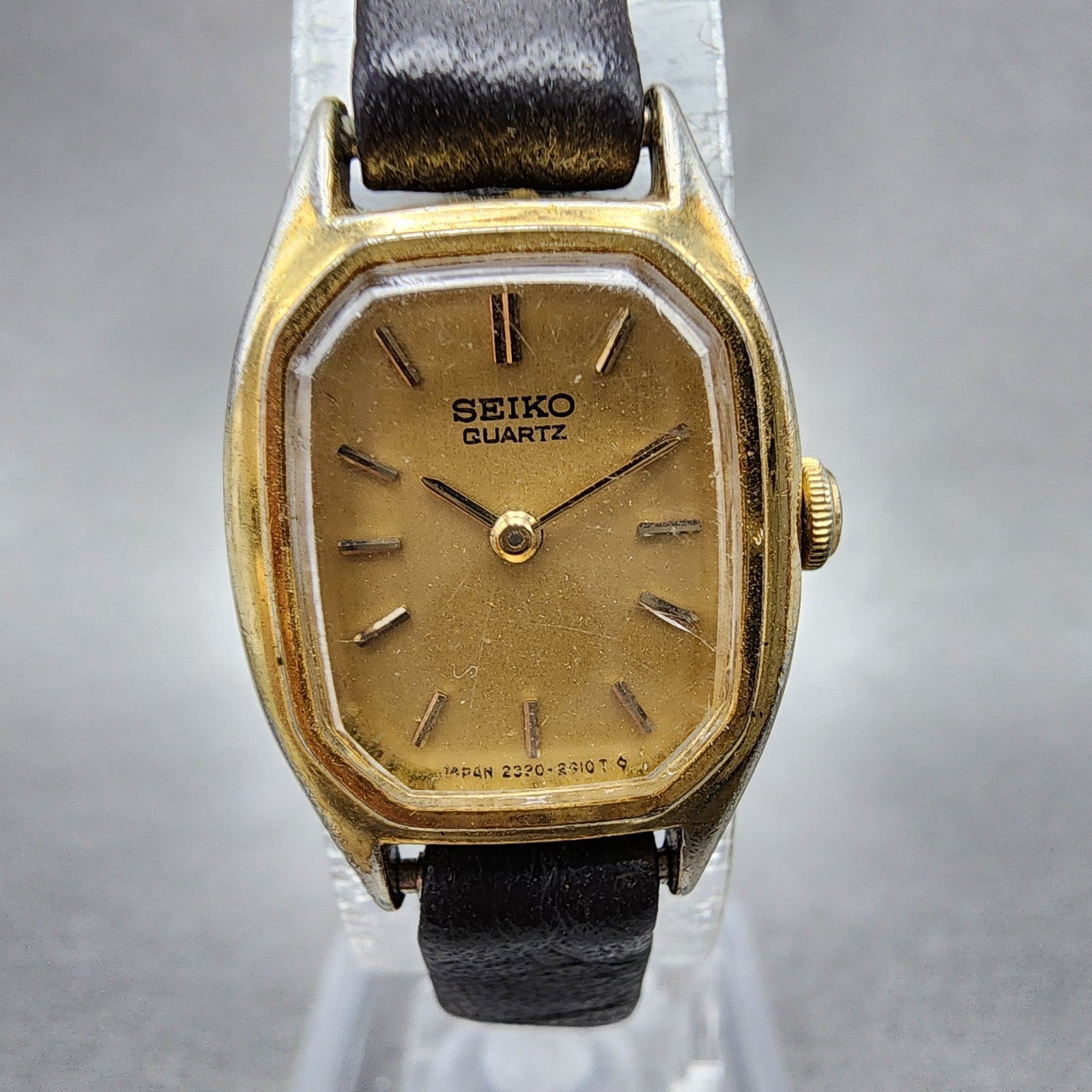 Seiko Tank Watch Women 17mm Champagne Dial Gold Tone 23206559 New Battery1