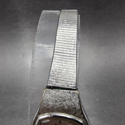 Citizen CQ Watch Women 16mm Silver Dial Silver Square 3220-891481  New Battery4