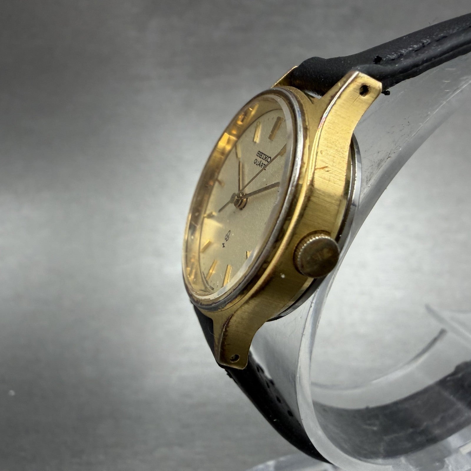 Seiko Watch Women 23mm Champagne Dial Gold Tone Round 4301-0030 New Battery2