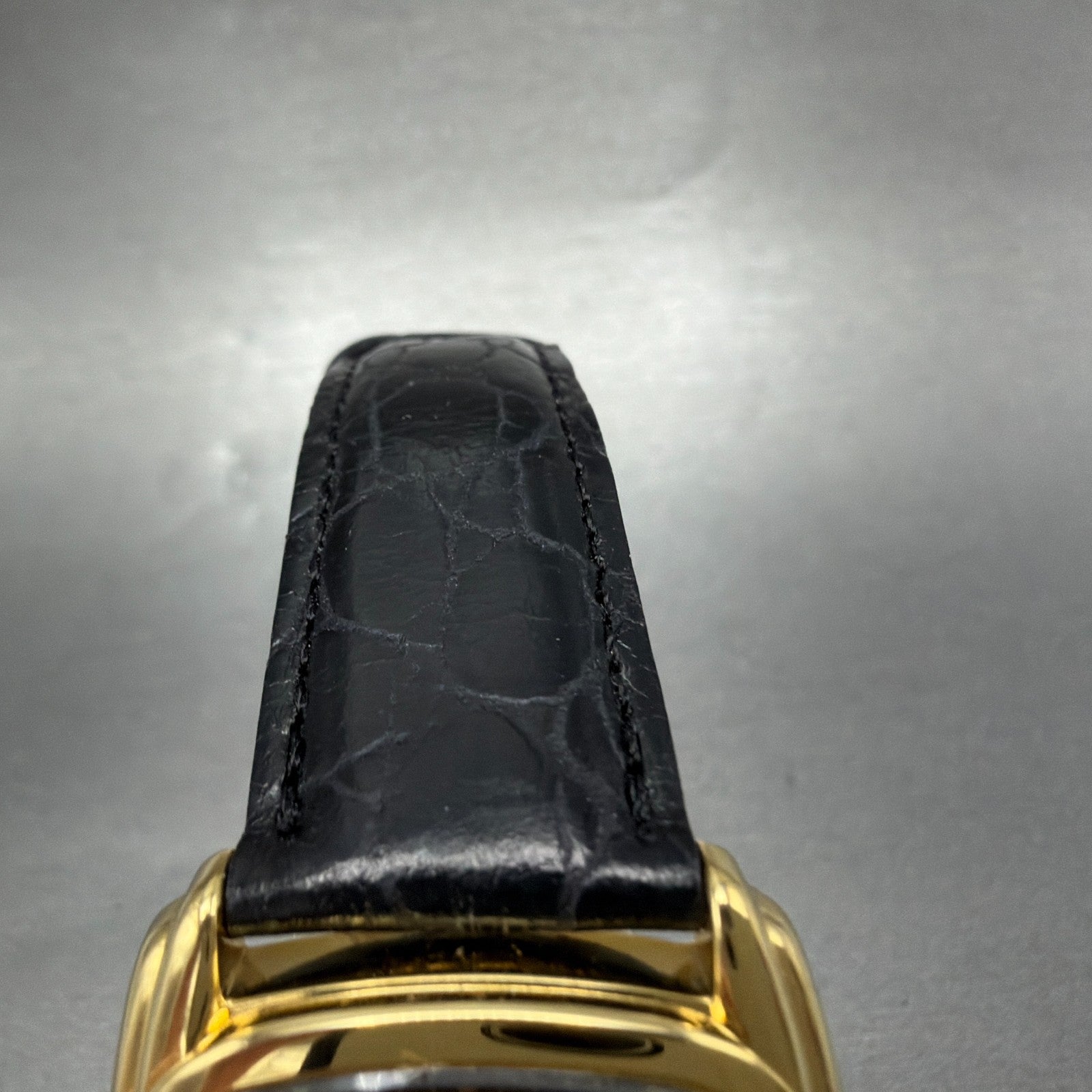 Pulsar Tank Watch Men 31mm Black Dial Gold Tone Date  SAMPLE PARTS5