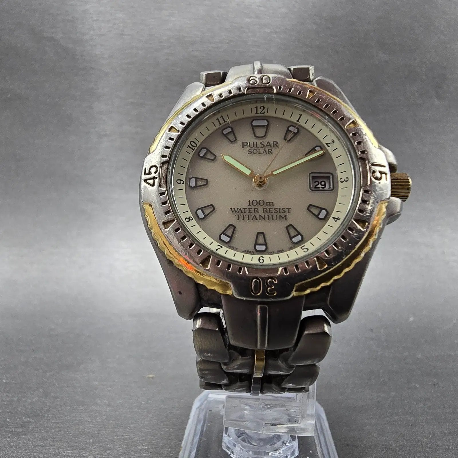 Seiko Pulsar Solar Dive Watch Men 38mm Gray Dial TwoTone Titanium READ!!!!! Runs5