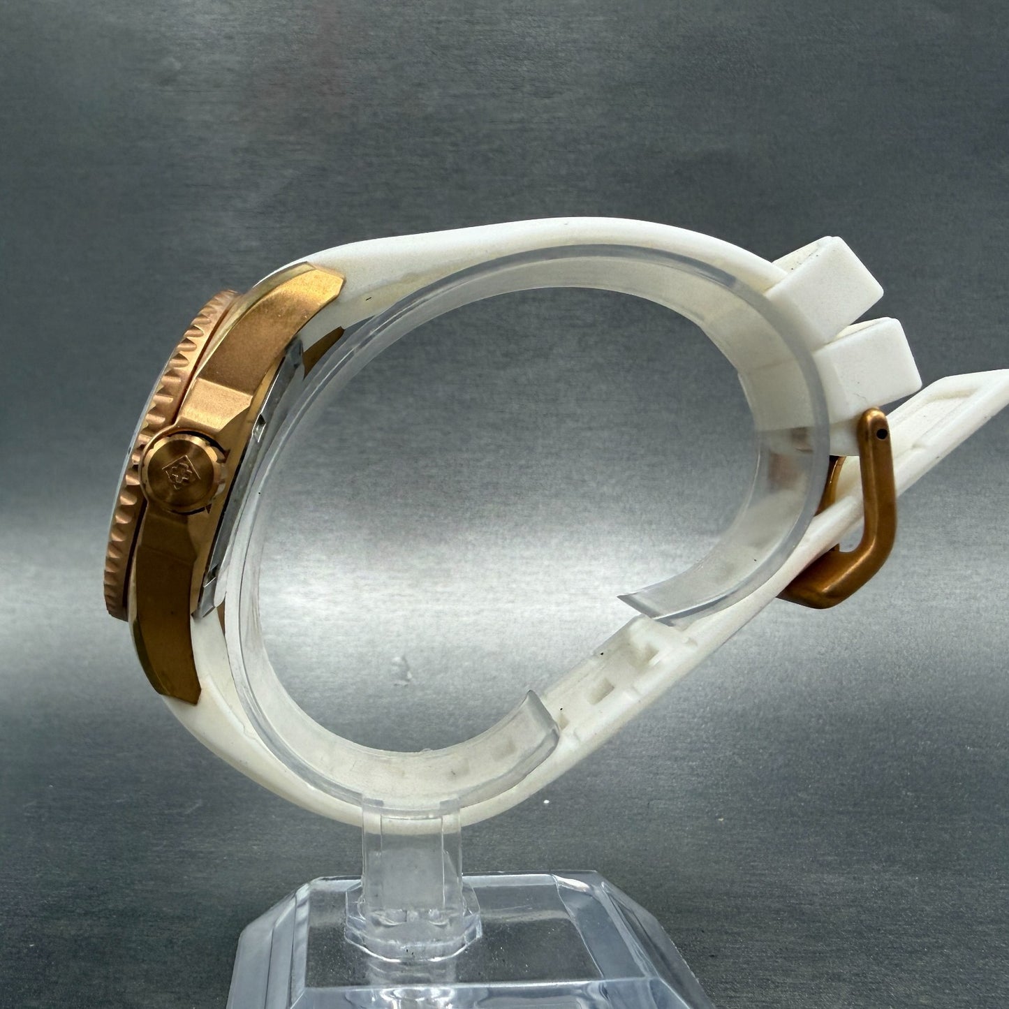 Invicta Angel Dive Watch Women 39mm Gold Dial Rose Gold Tone Date New Battery6
