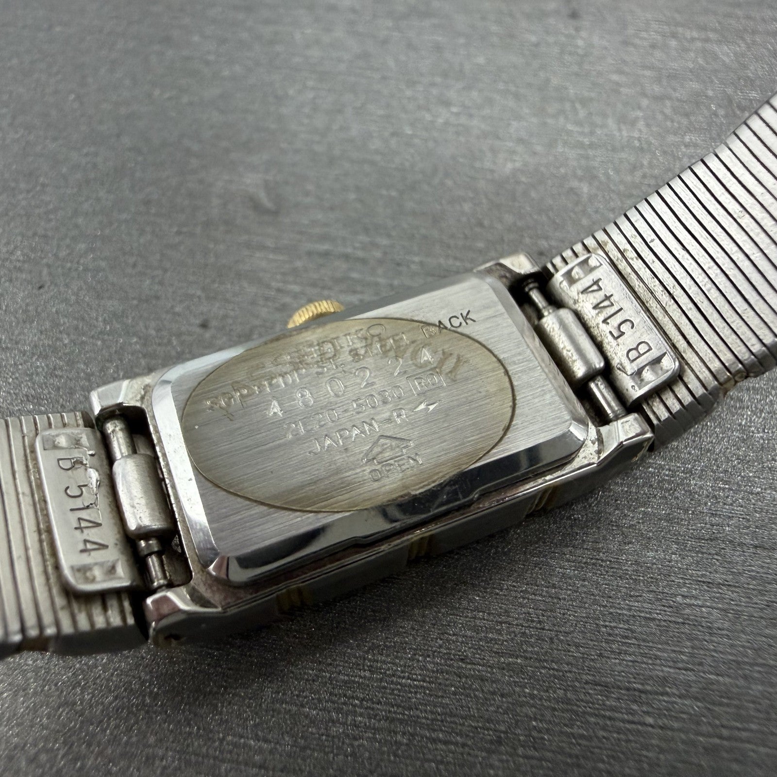 Seiko Watch Women 14mm Silver Dial Two Tone Rectangle 2E20-7259 New Battery9