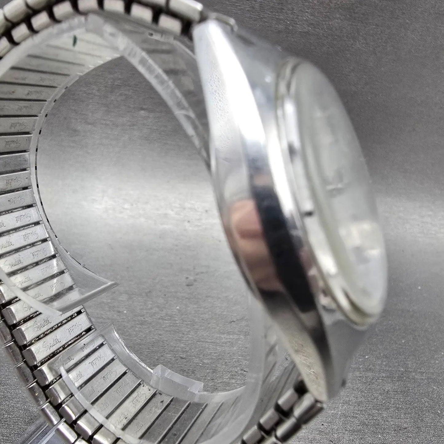Seiko 5 Automatic Watch Men 37mm Silver Dial Silver Tone Daydate 6309-8670 PARTS4