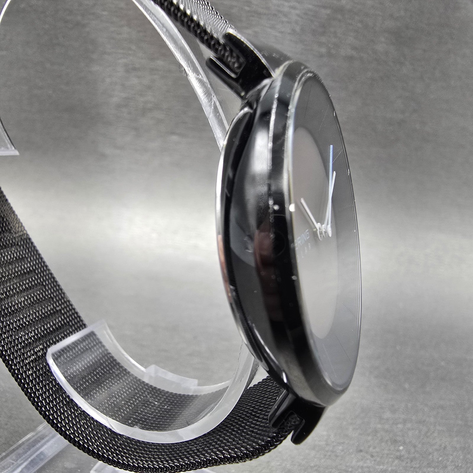 Bering Solar Watch Men 39mm Gray Dial Black Date Round Mesh 14639-122 Works3