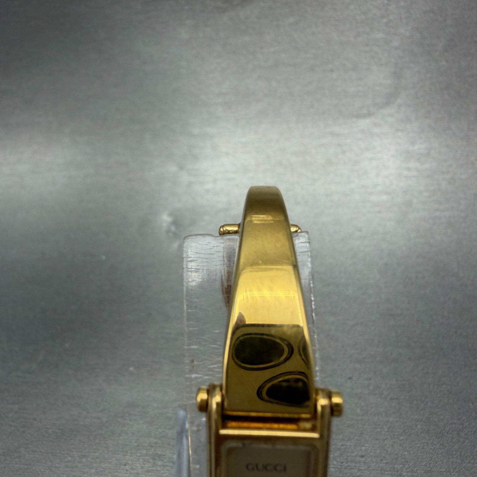 Gucci 1500L Tank Watch Women 12mm Gold Dial Gold Rectangle Bangle New Battery4