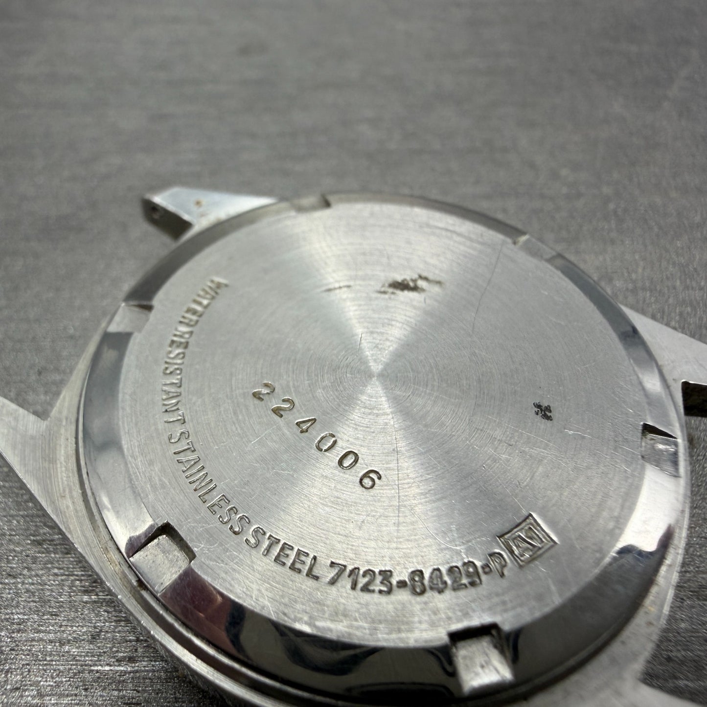 Seiko SQ Watch Men 35mm Silver Dial Silver Tone Daydate Round 7123-8429 PARTS8