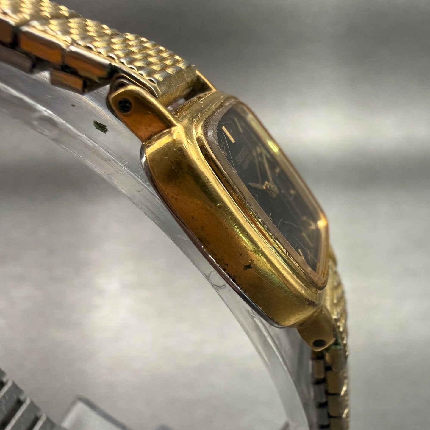 Seiko Watch Women 17mm Black Dial Gold Tone Rectangle 1N00-5K29 VTG New Battery3