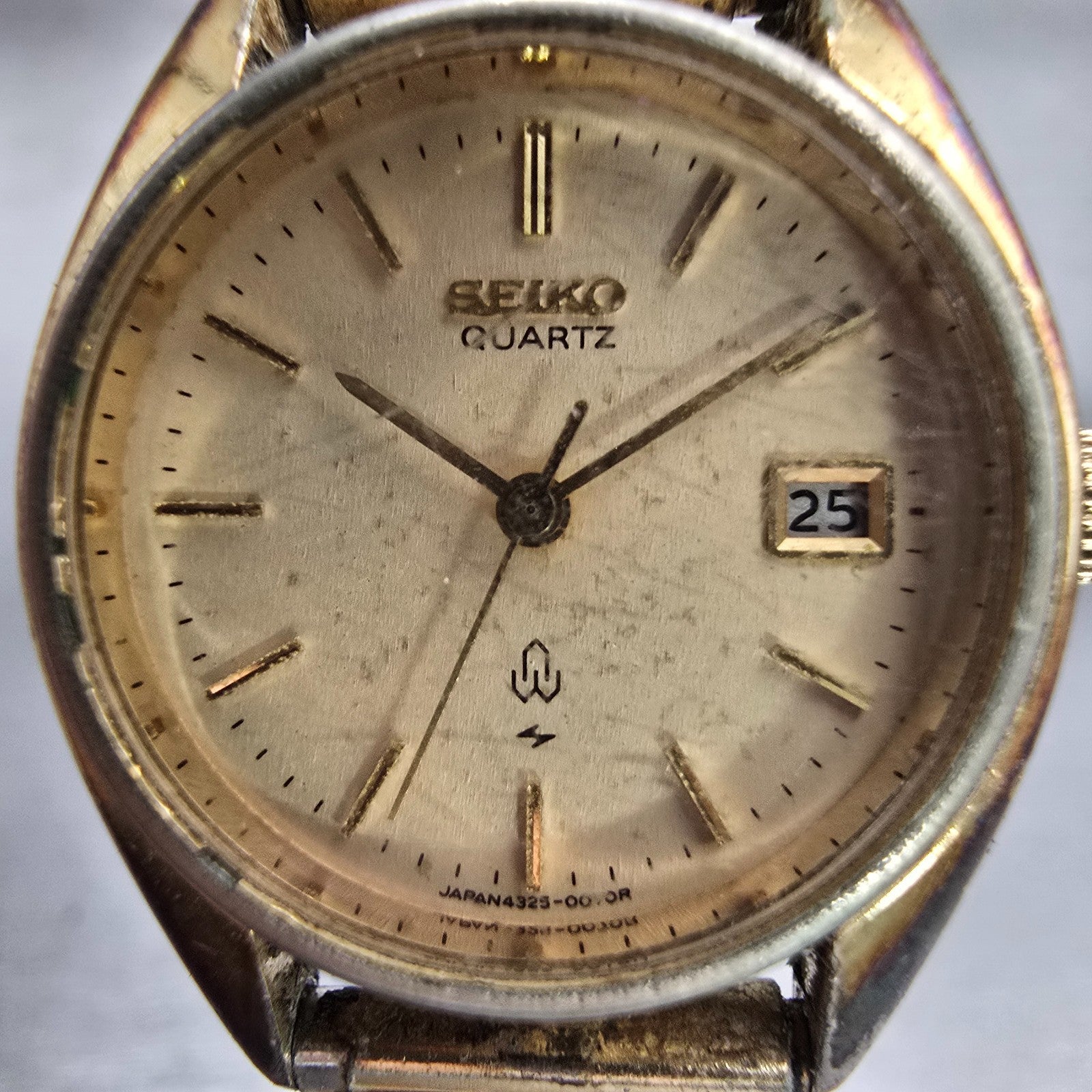 Seiko Watch Women 25mm Champagne Dial Gold Tone Round 4325-0020 New Battery VTG1