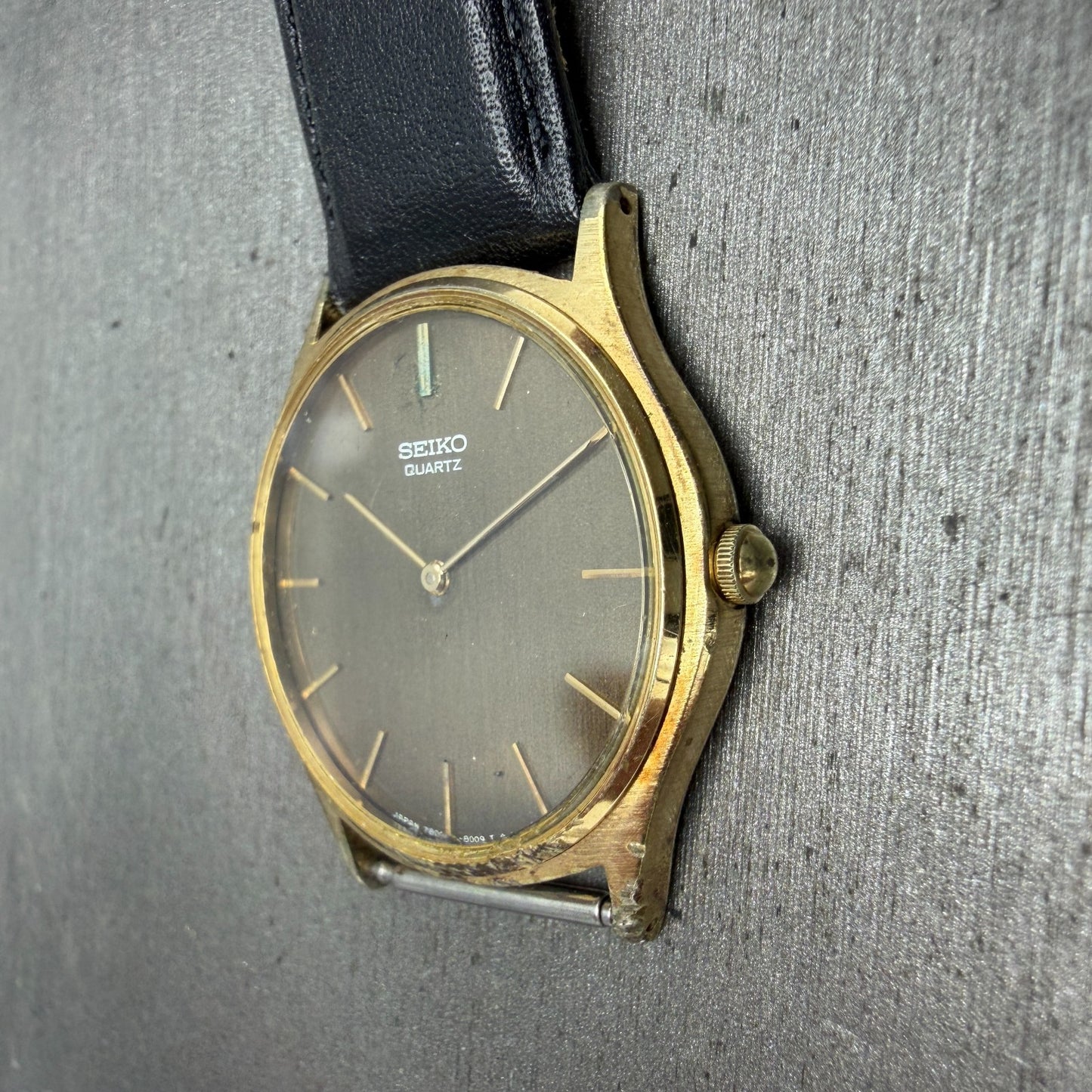 Seiko Watch Men 33mm Brown Dial Gold Tone Round 7800-8009 PARTS Vintage4