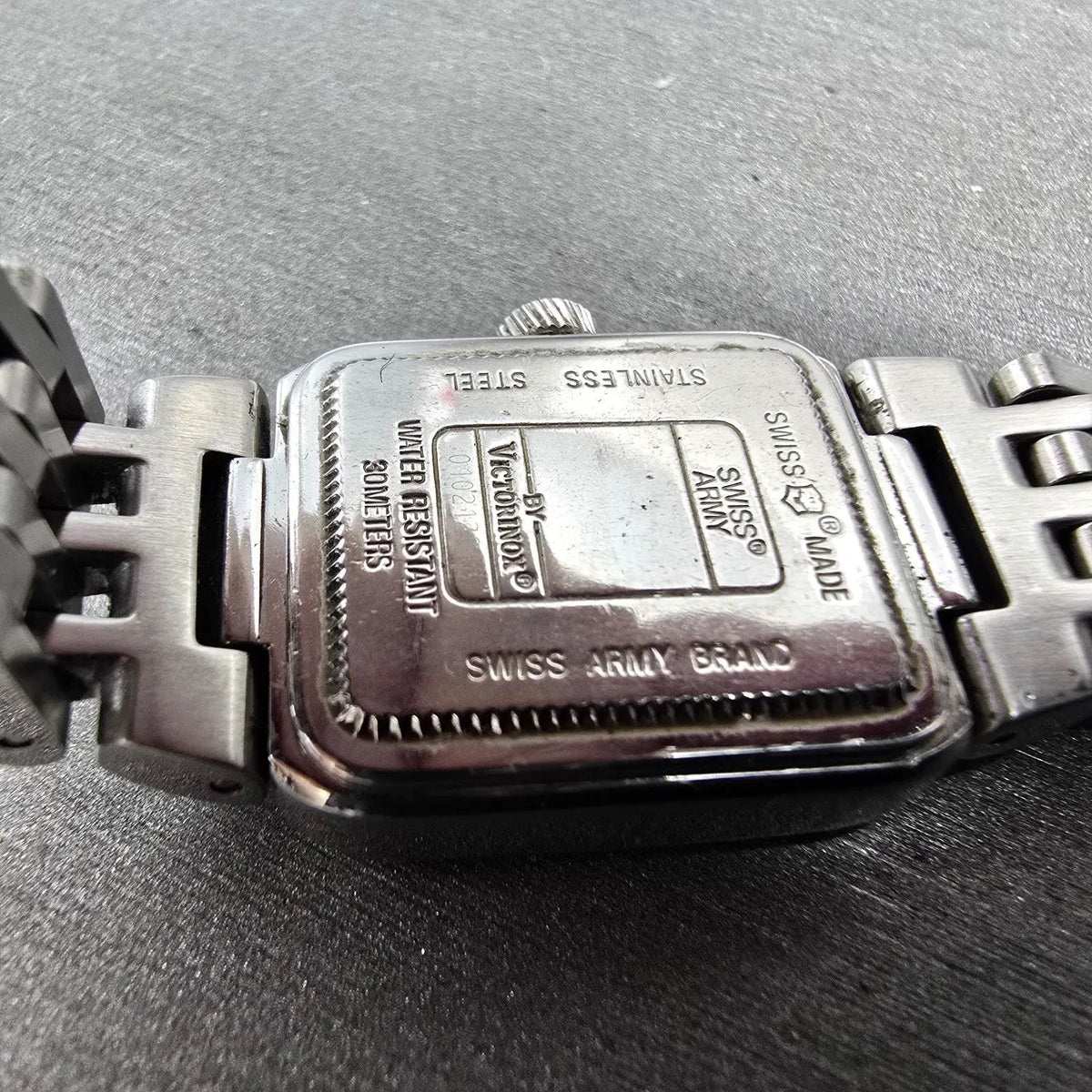 Victorinox Swiss Army Tank Watch Women 20mm White Dial Steel VTG PARTS10