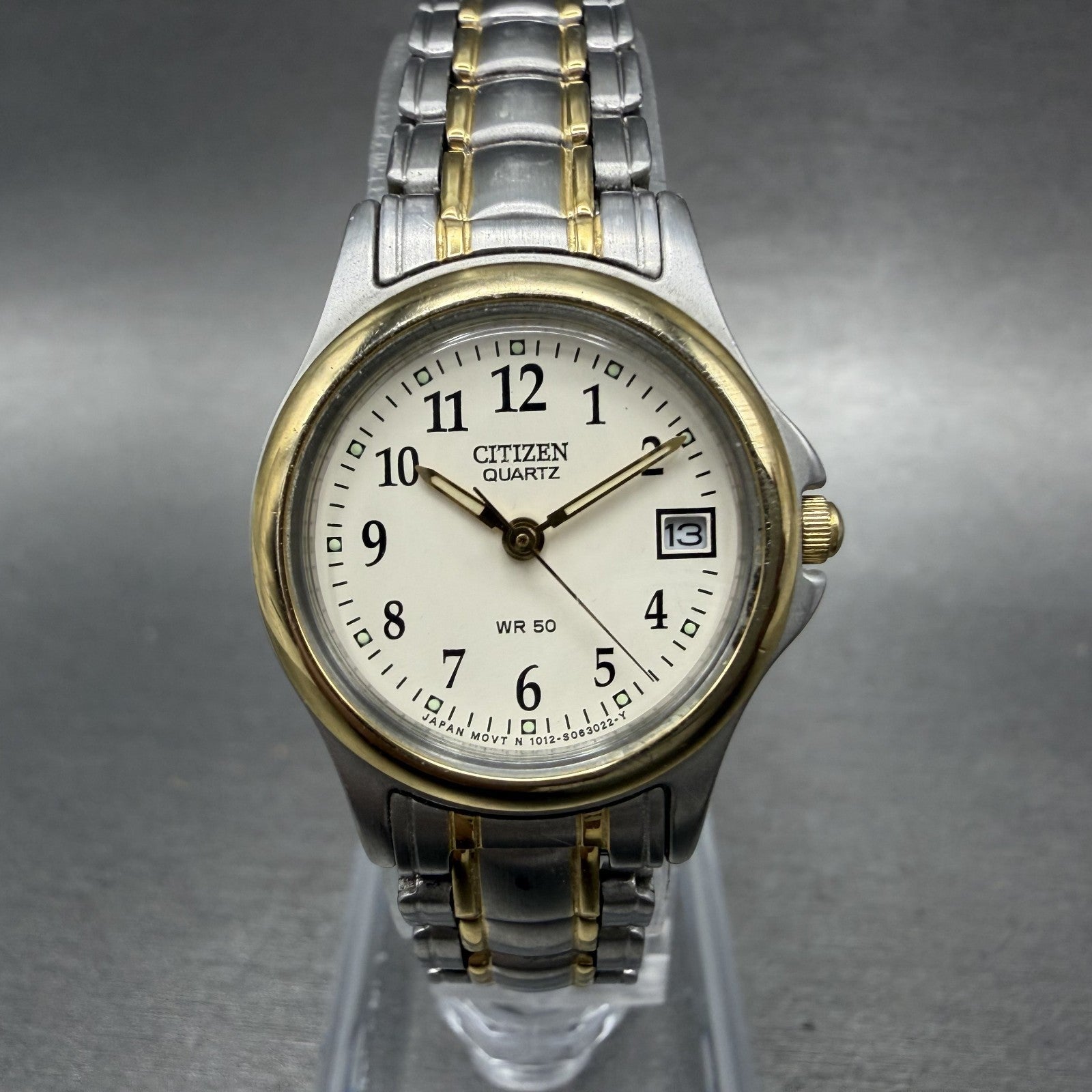 Citizen Watch Women 24mm Cream Dial Two Tone Date Round 1012-S038375 New Batt AB0