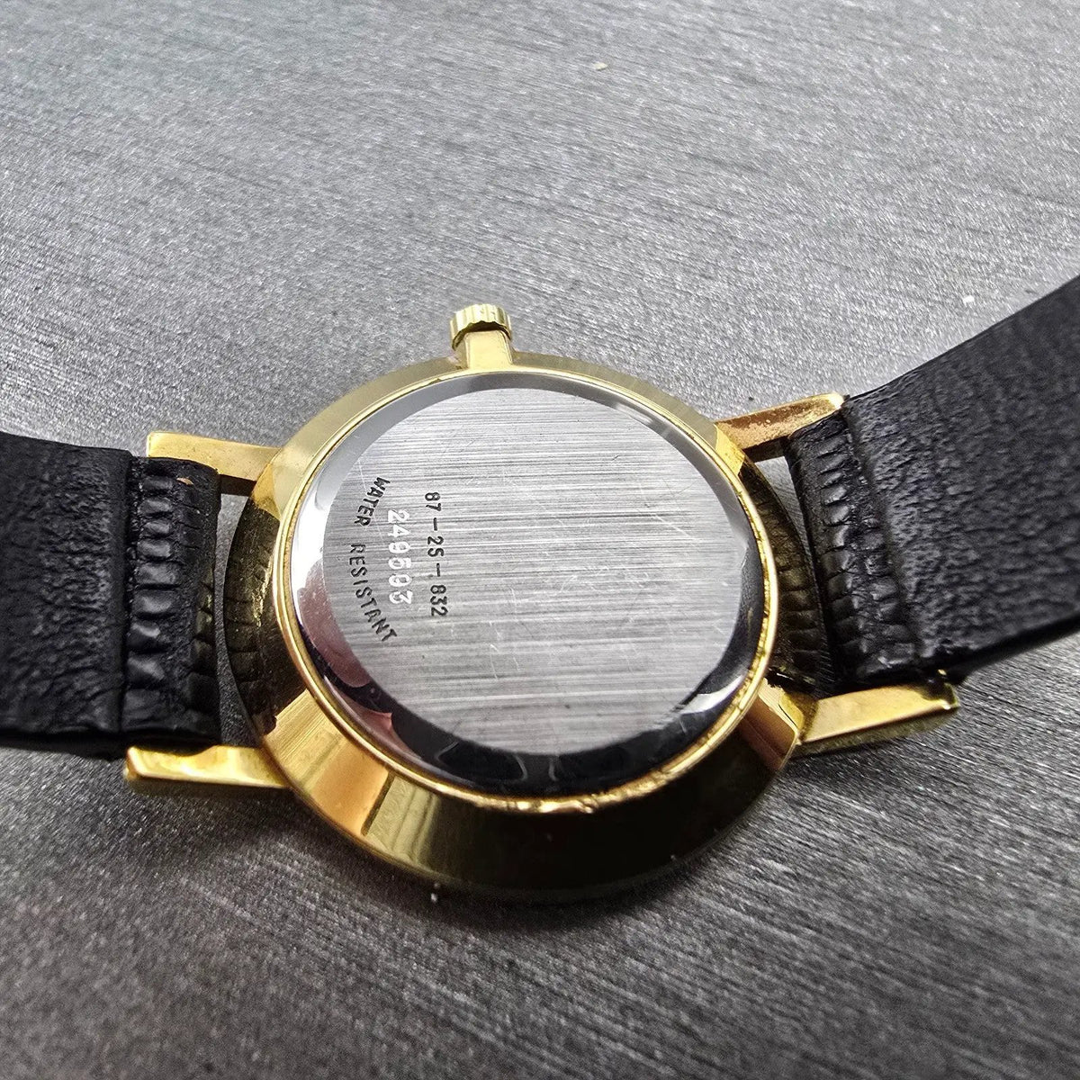 Movado Muesem Watch Women 25mm Black Dial Gold Tone Round 87 25 832 PARTS CH10