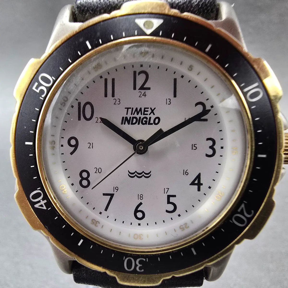 Timex Indiglo Dive Watch Men 37mm White Dial Two Tone Round READ!!!! New Battery1