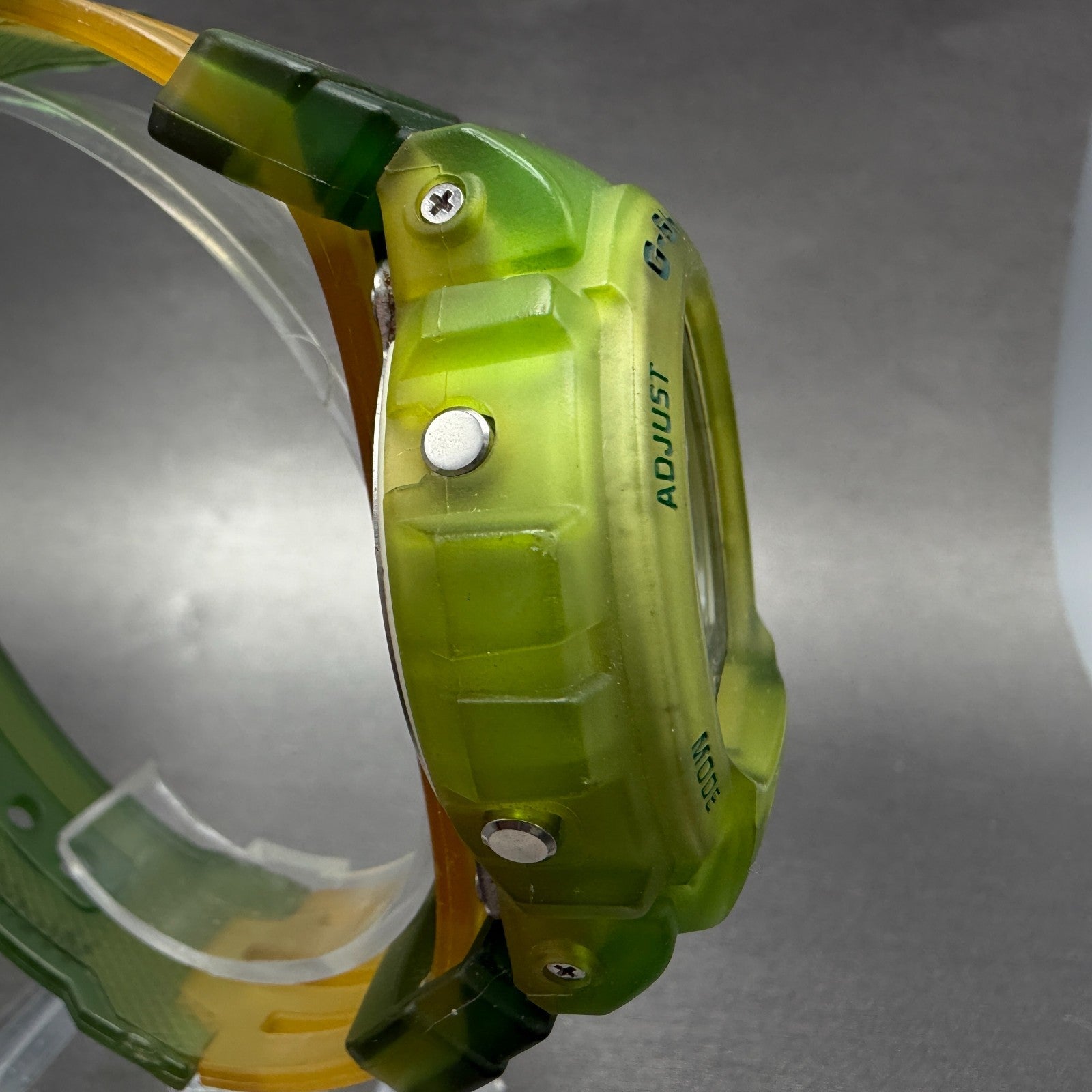 Casio G-Shock DW-6900 Watch Men 51mm Digital Green Alarm Chrono NewBatt W.C.C.S.4