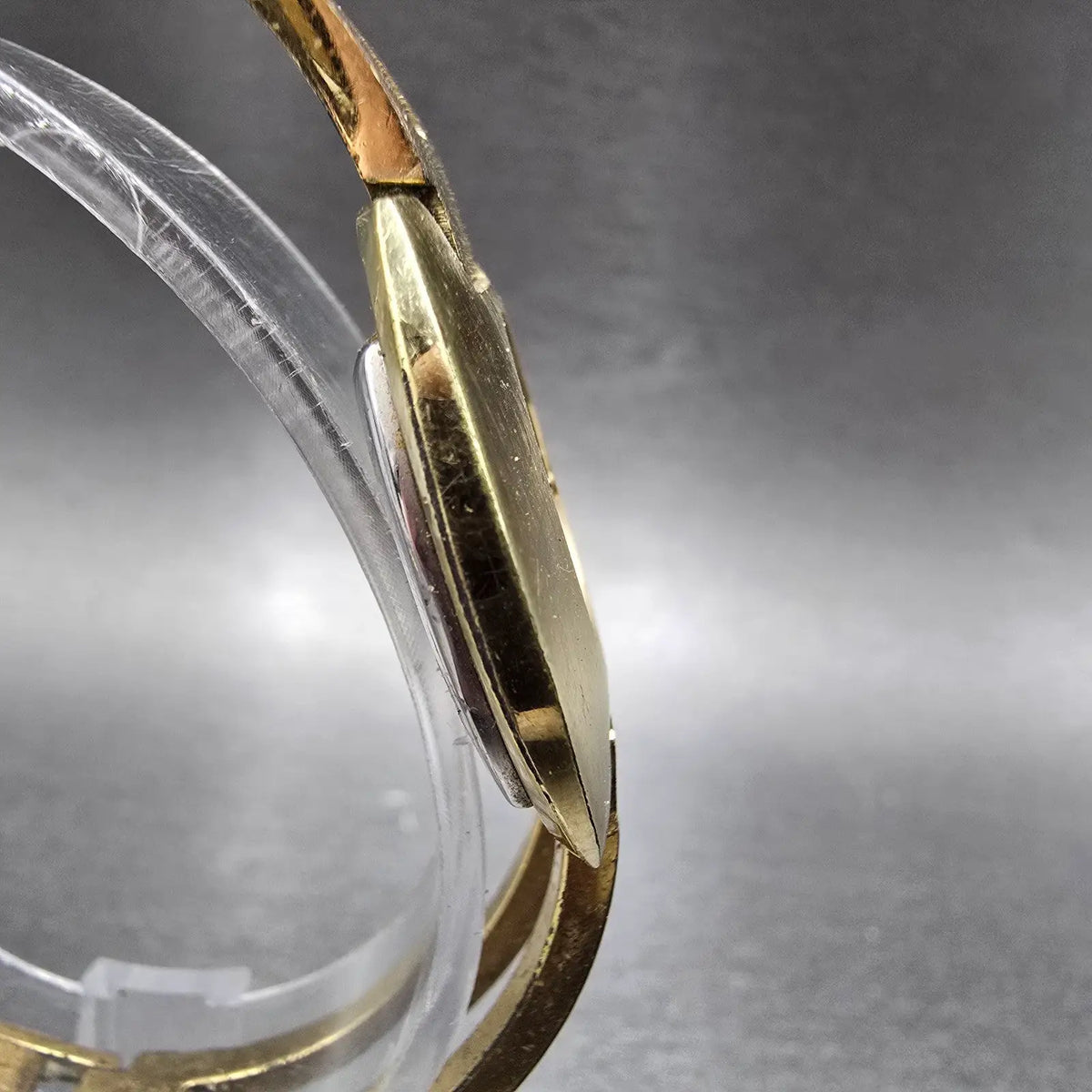 Seiko Watch Women 30mm Blue Dial Gold Tone Manual 11-0680 Vintage Runs PARTS4