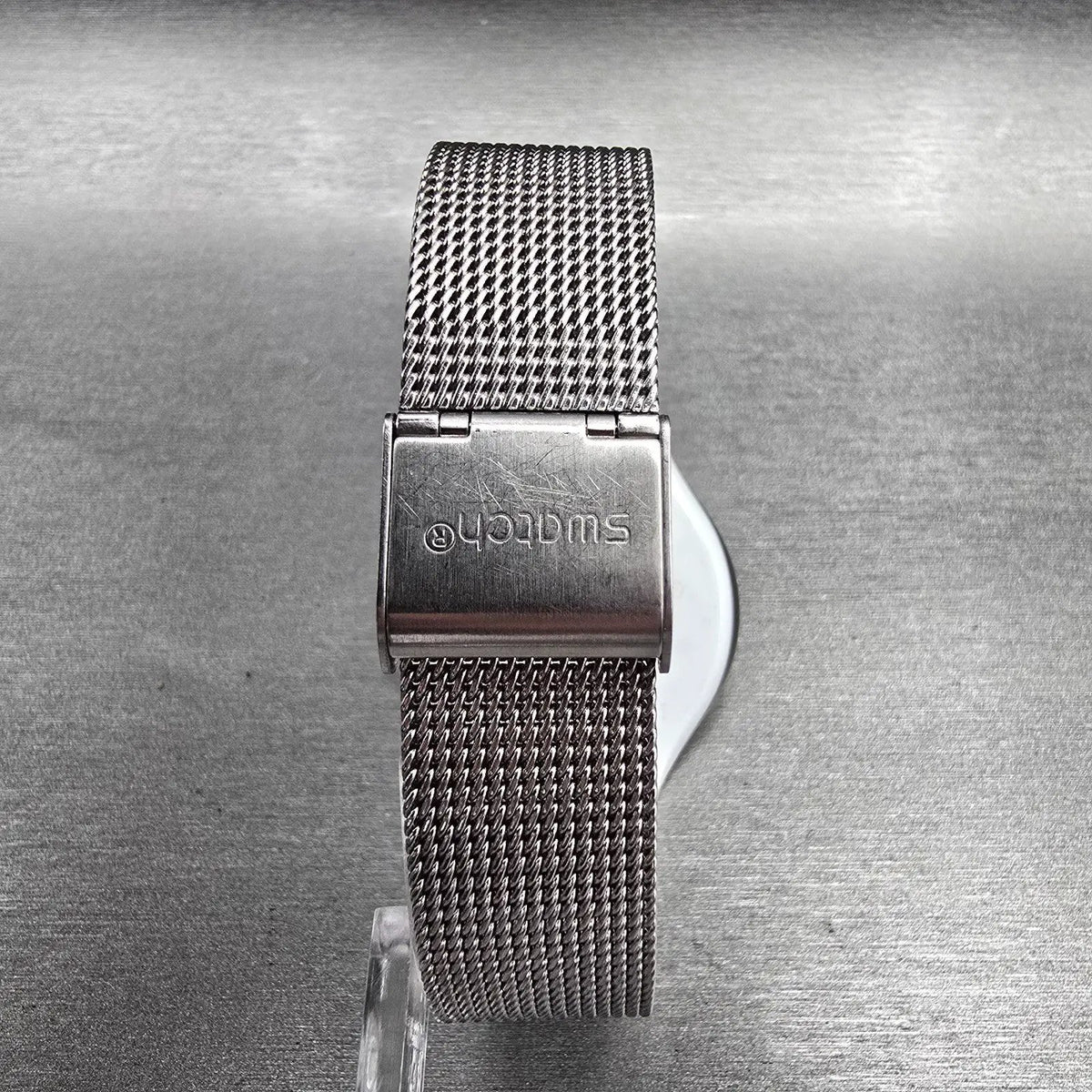 Swatch Skinmesh Watch Men 35mm Silver Dial Mesh Band Round SVOM100M New Battery7