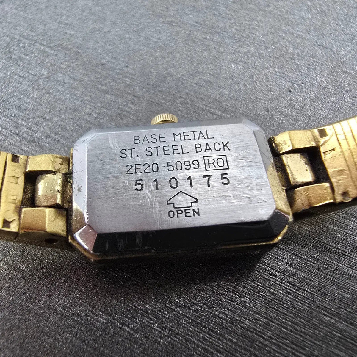 Seiko Watch Women 14mm Brown Dial Gold Rectangle Diamonds 2e20-5099 New Battery10