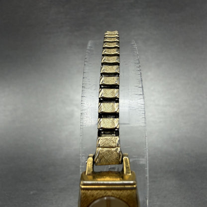 Seiko Tank Watch Women 13mm Champagne Dial Gold Tone 1320-6069 New Battery4