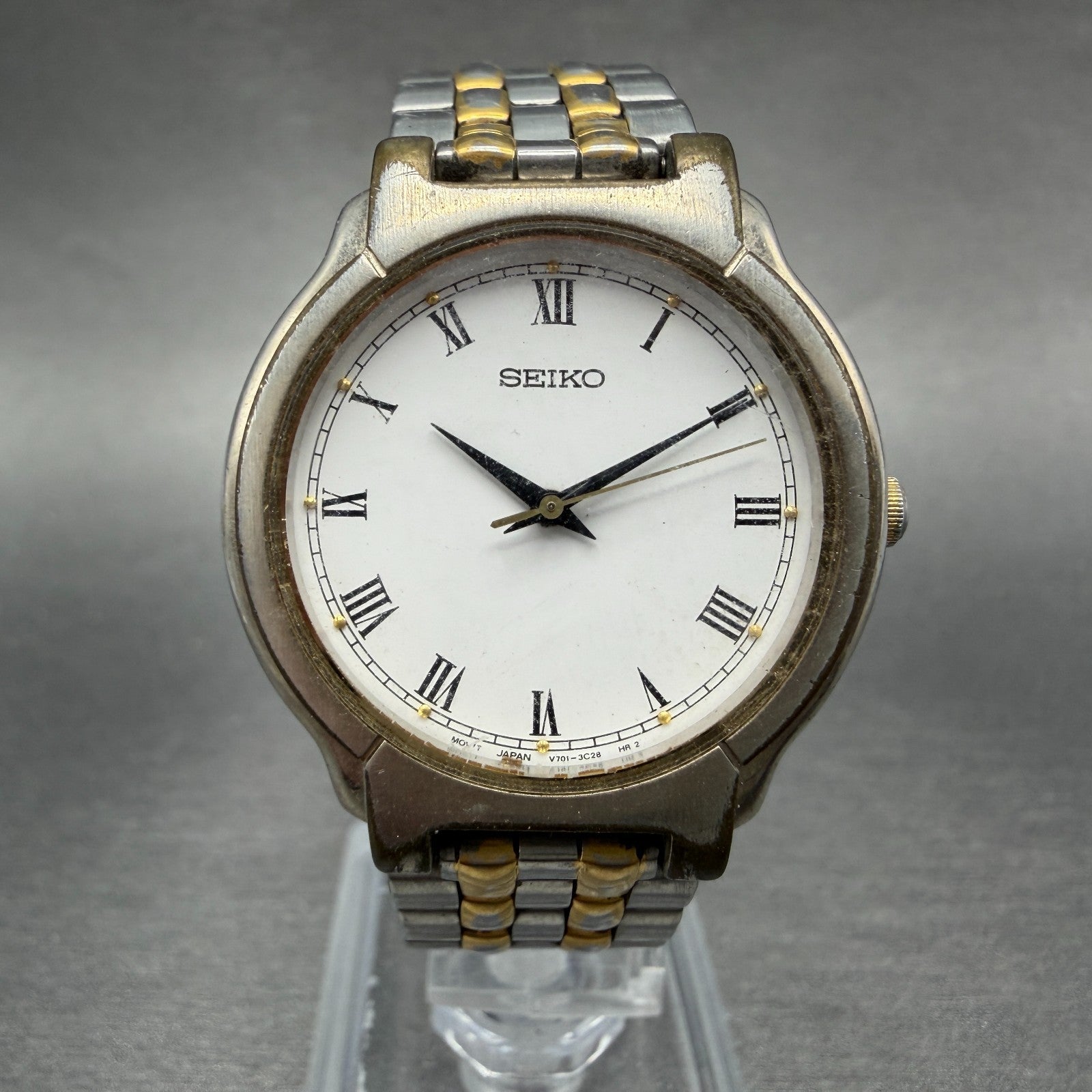 Seiko Watch Unisex 32mm White Dial Two Tone Round V701-2B50 New Battery Vintage0