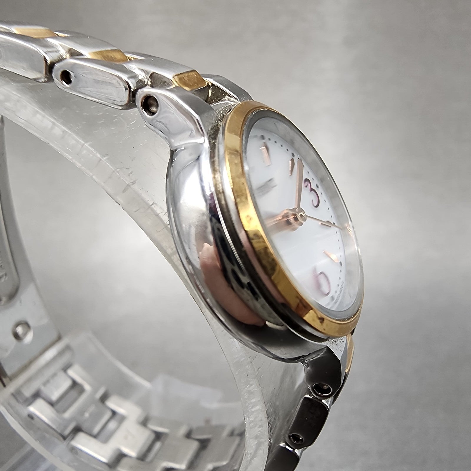 Orient Solar Watch Women 22mm White Dial Two Tone Round WD00R0B Runs3