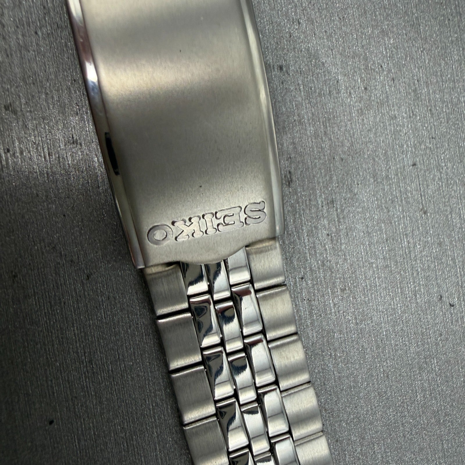 Seiko Bracelet 20mm Stainless Steel Silver Tone Tri Folding Clasp Vintage Japan3