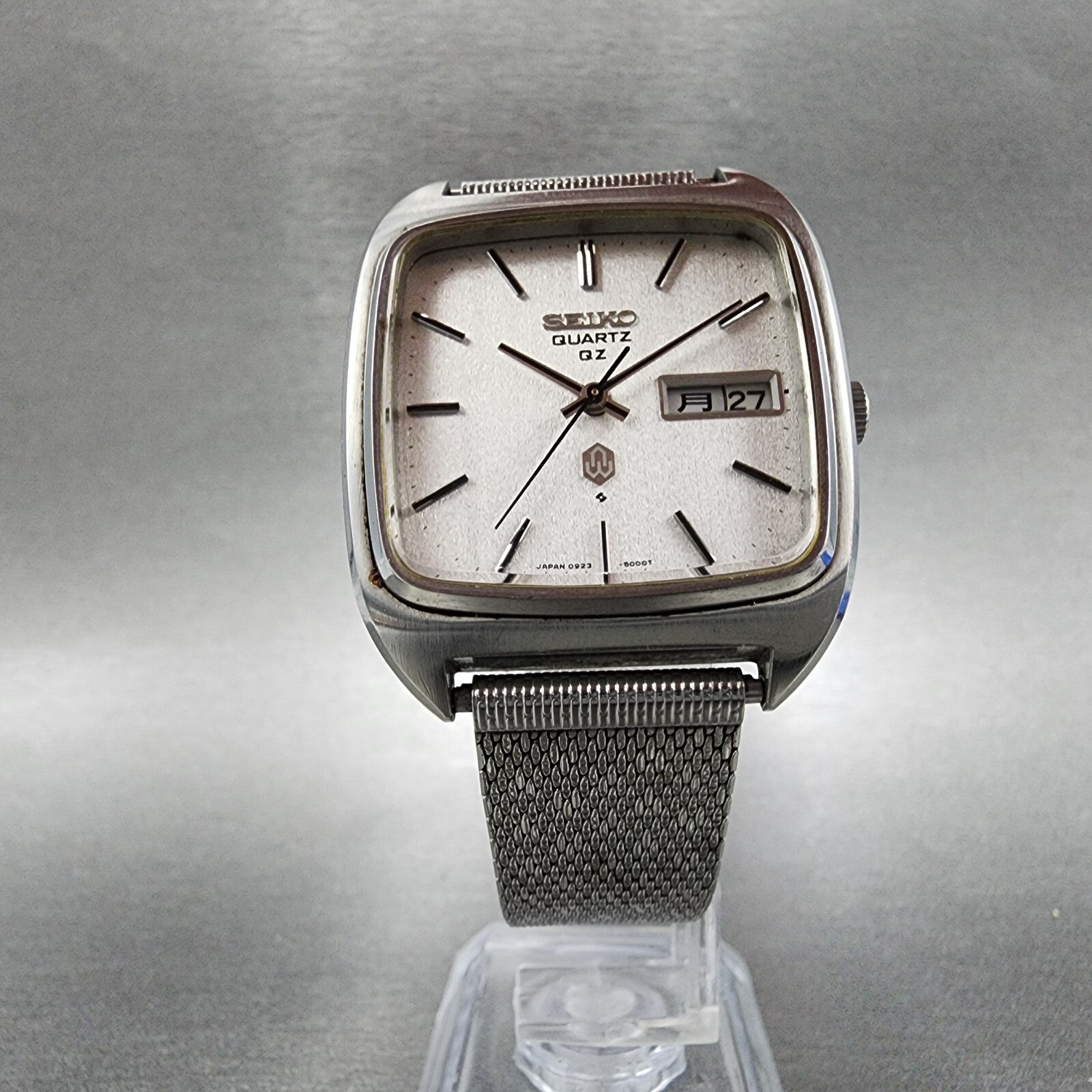 Seiko Quartz QT Watch Men 34mm Silver Dial Silver Tone Daydate 09235000 PARTS6