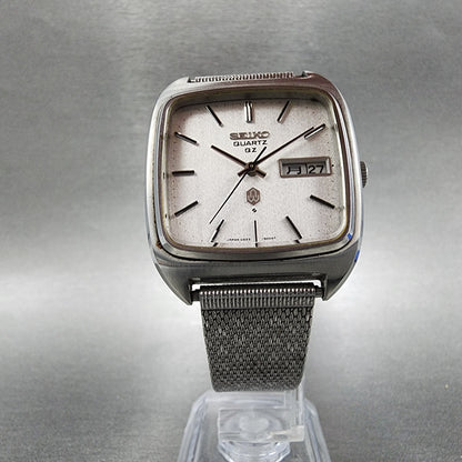 Seiko Quartz QT Watch Men 34mm Silver Dial Silver Tone Daydate 09235000 PARTS6