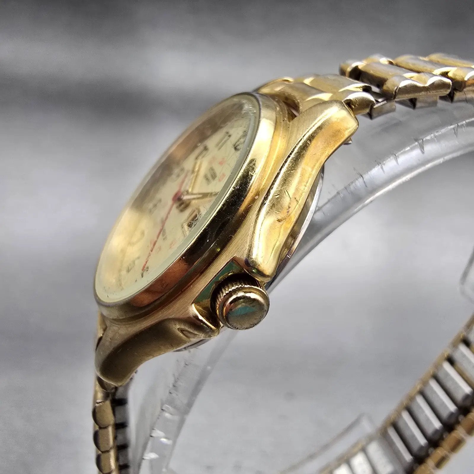 Citizen Watch Women 25mm Gold Dial Gold Tone Daydate Round 6000-S27182 New Batt2