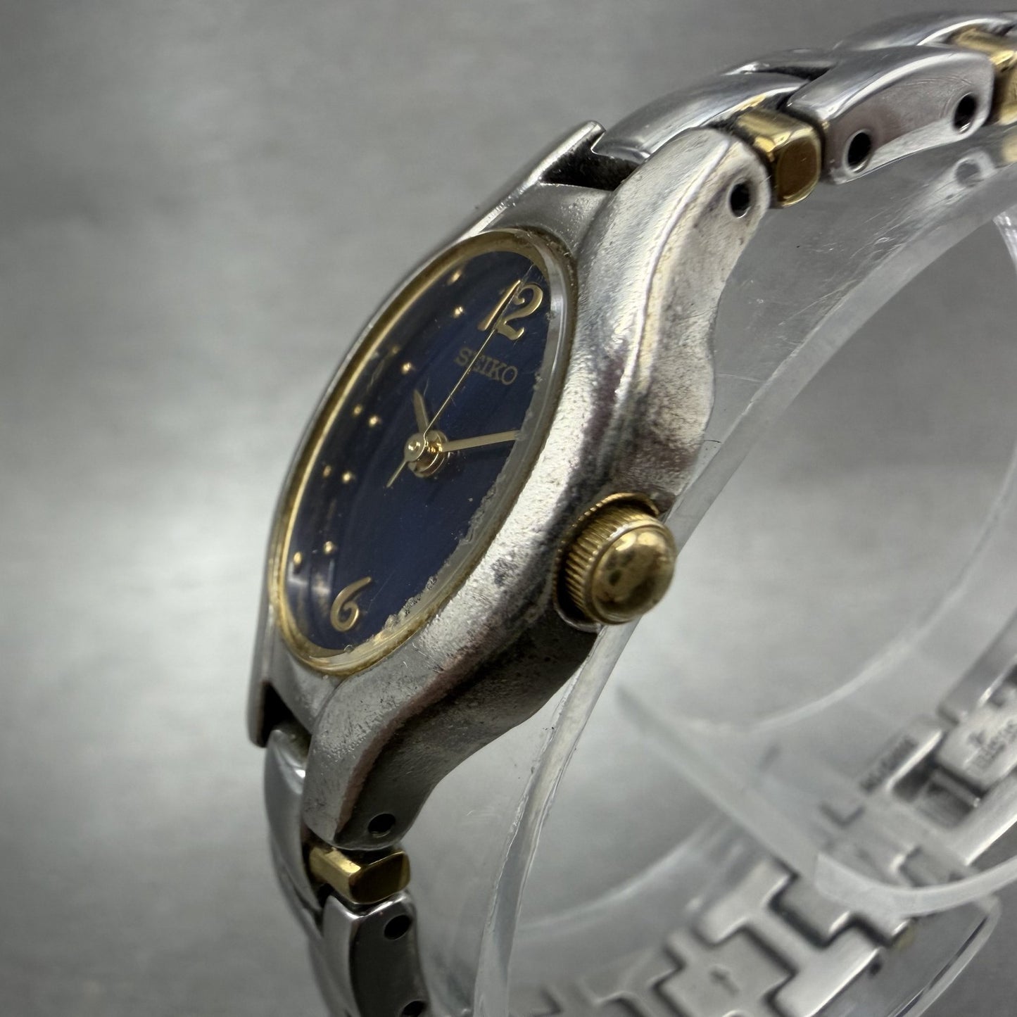 Seiko Watch Women 16mm Blue Dial Two Tone Oval VTG 1N010CT0 New Battery2