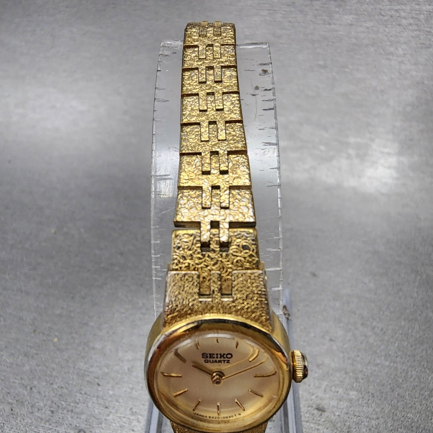 Seiko Watch Women 17mm Gold Dial Gold Tone Round 54205039 New Battery VTG ABD4