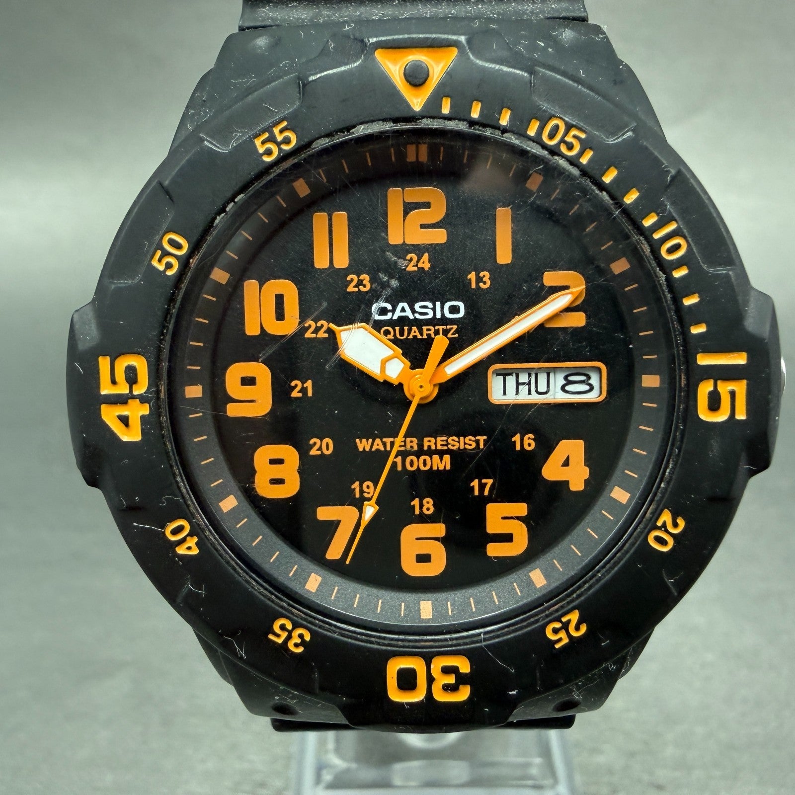 Casio Dive Watch Men 43mm Black Dial Black Orange Round MRW-200H New Battery0
