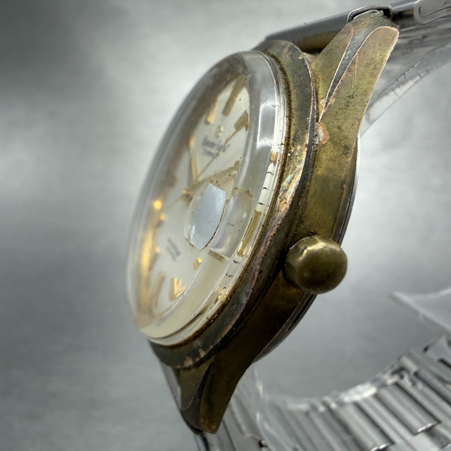 Rioch Dynamic Escort Watch Men 36mm Silver Dial Gold Tone Date Round Manual Runs2