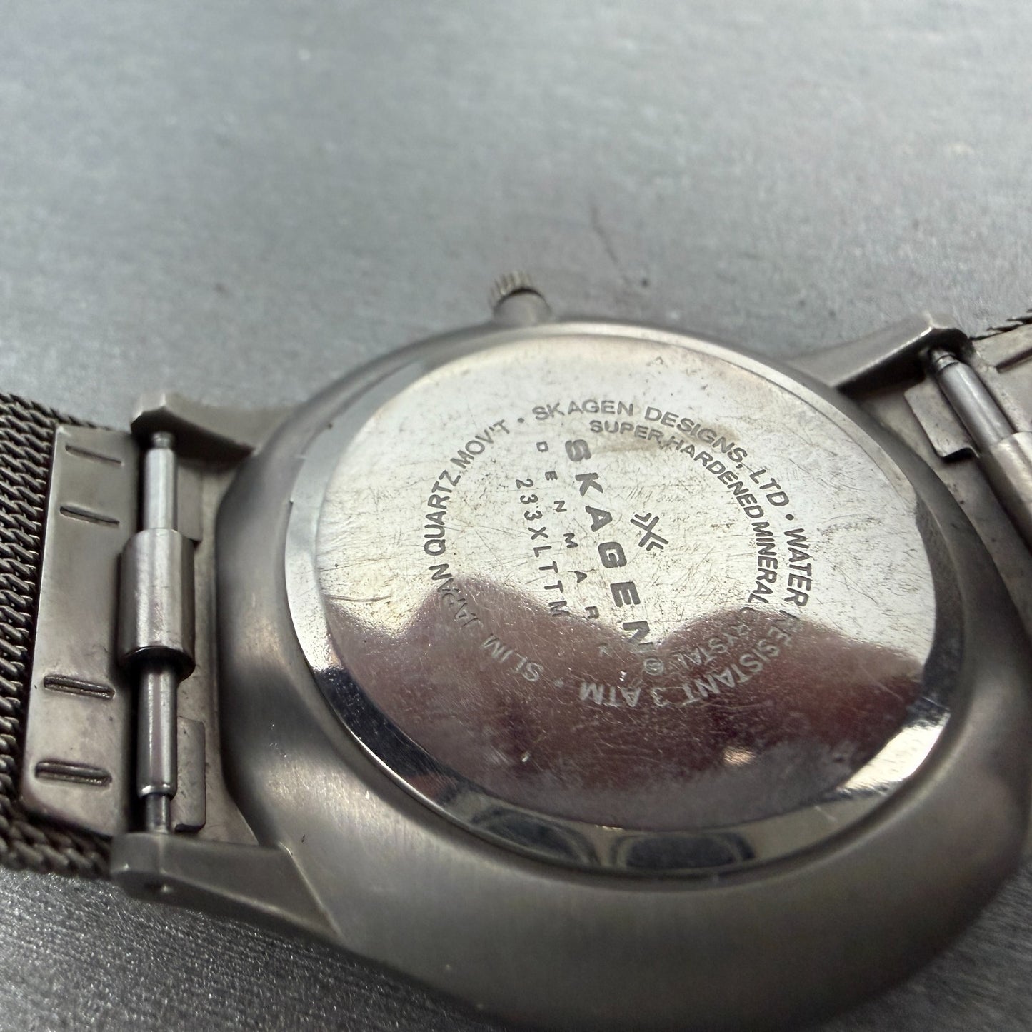 Skagen Watch Men 37mm Gray Dial Titanium Date 233XLTTM Mesh Band New Battery ABC9