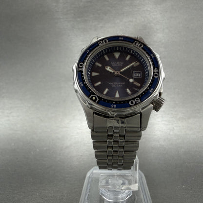 Casio Dive Watch Women 32mm Blue Dial Silver Tone Date Round LD715 PARTS6