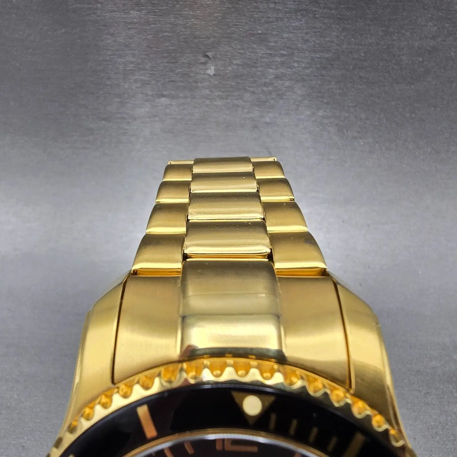 Invicta Pro Diver Watch Men 48mm Black Dial Gold Tone Date Round 15346 PARTS5