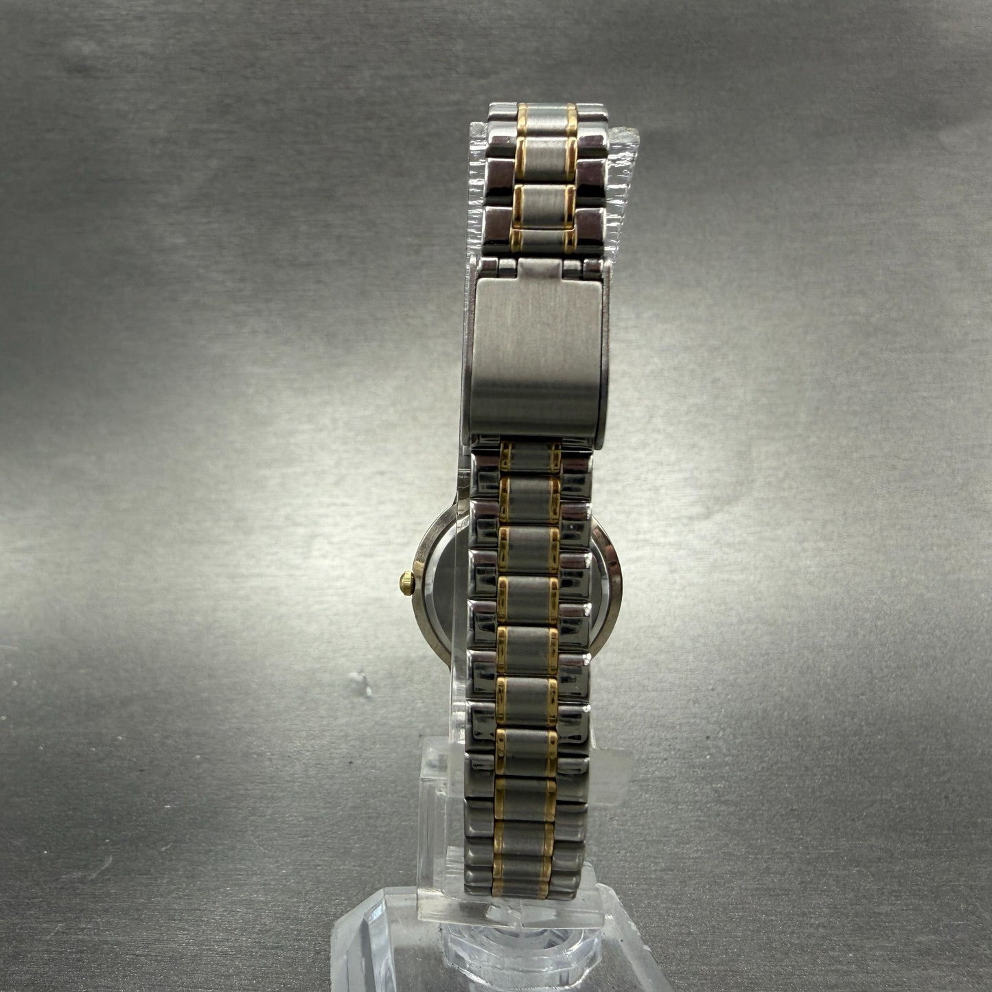 Seiko Alba Urban Watch Women 25mm White Dial Two Tone V401-0220 New Battery7