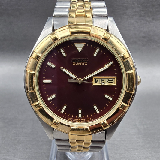 Seiko Watch Men 39mm Red Dial Two Tone Daydate Round 7N43-7068 New Battery0