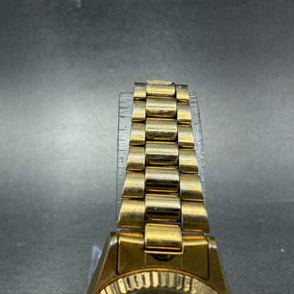 Seiko SQ Watch Women 24mm Champagne Dial Gold Tone Daydate 3e23-0a69 New Batt GJ4