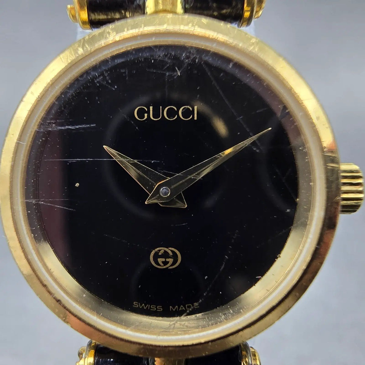 Gucci 2000L Watch Women 22mm Black Dial Gold Plated Round New Battery VTG SW1
